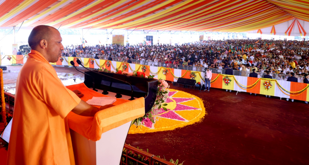 बिना मांगे ही समर्थन देने का समाजवादी पार्टी का पुराना इतिहास: योगी