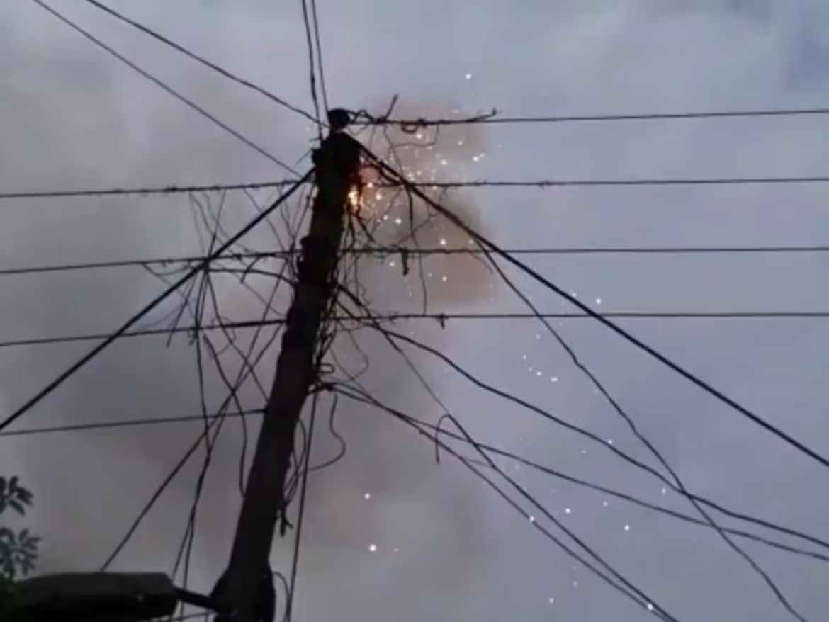 मेरठ में हाईवोल्टेज लाइन की चपेट में आने से छह कांवड़ियों की मौत