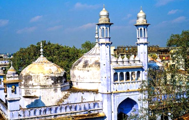 ज्ञानवापी में तीन घंटे चला वैज्ञानिक सर्वेक्षण