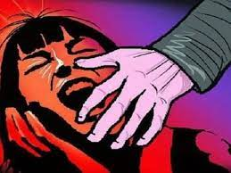 भदोही में बुजुर्ग मां को जिंदा जमीन में गाड़ा