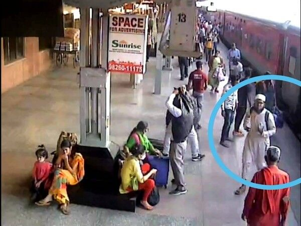 भारत का सर्वाधिक वांछित आतंकवादी इकरामुल बंगलादेश में गिरफ्तार