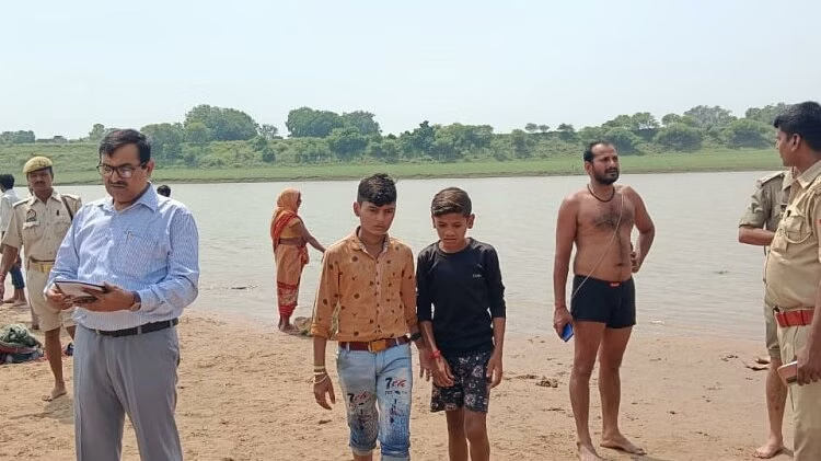 बांदा में केन नदी में पांच बच्चे डूबे,चार की माैत एक लापता
