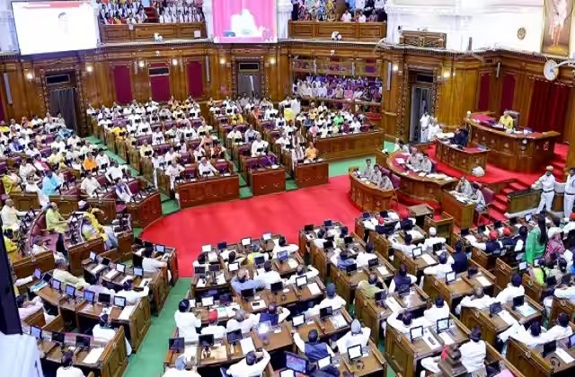 मणिपुर हिंसा पर निंदा प्रस्ताव की विपक्ष की मांग नामंजूर,विस कल तक के लिये स्थगित