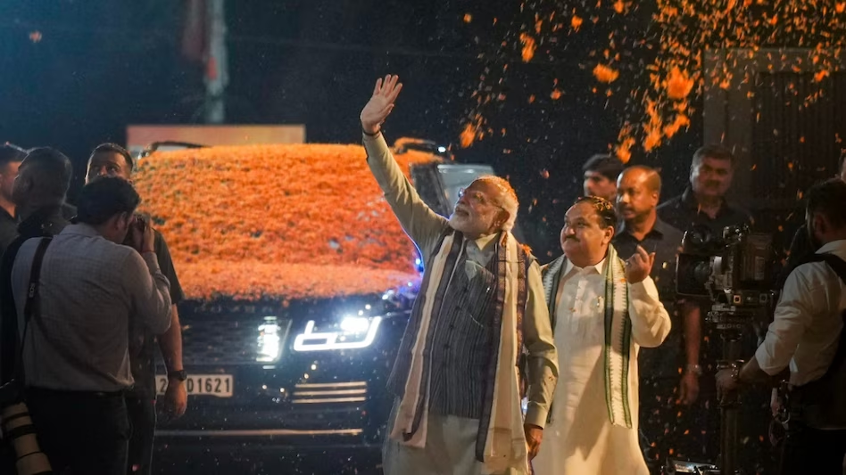 जी-20 के सफल आयोजन पर मोदी का भव्य स्वागत