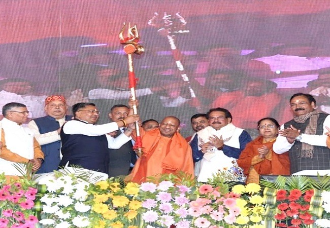 अस्थिर सरकारों ने देश को किया खोखला: योगी