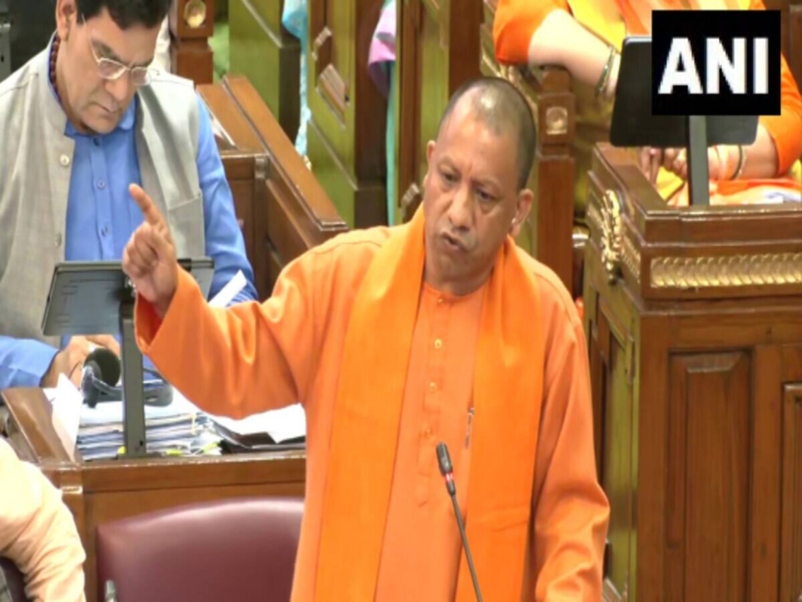 जाति का कार्ड खेलता है विपक्ष: याेगी