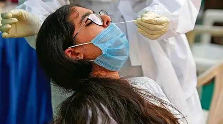 देश में पिछले 24 घंटों में कोविड-19 के 692 नए मामले