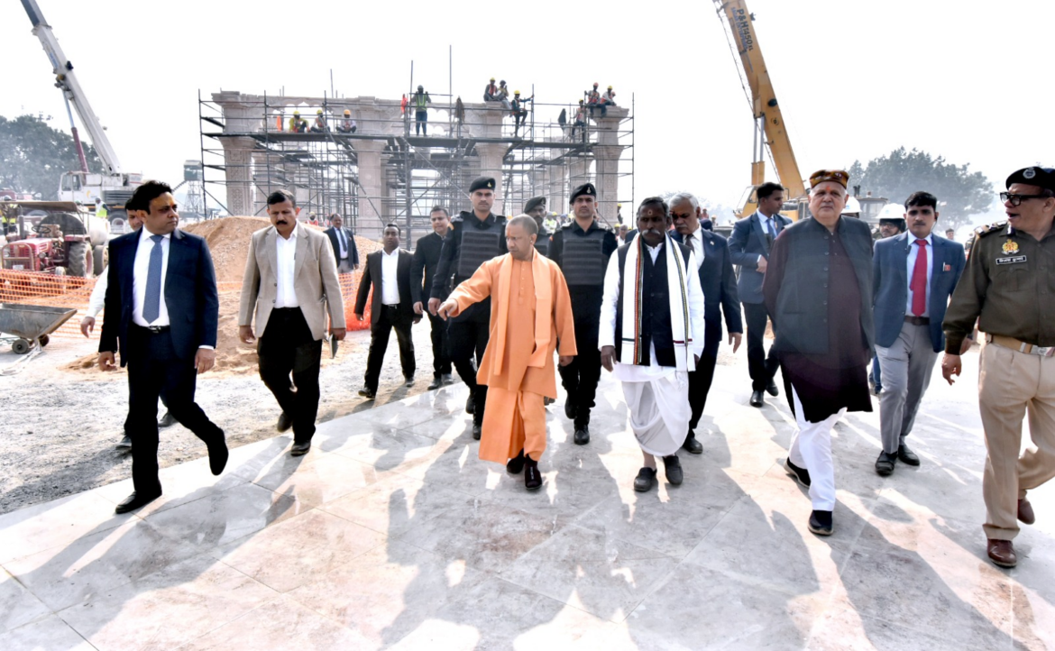 योगी ने राम मंदिर निर्माण से जुड़े विकास कार्यों का लिया जायजा