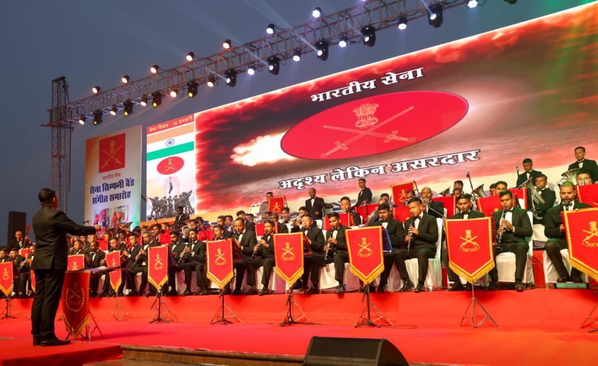 सिम्फनी बैंड कॉन्सर्ट के साथ लखनऊ में सेना दिवस 2024 समारोह का आगाज
