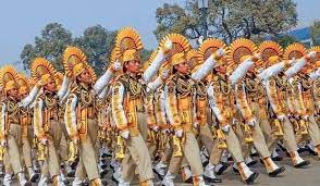 कर्तव्य पथ पर झलका ‘नारी शक्ति’ का प्रदर्शन देश की सैन्य ताकत और सांस्कृतिक समृद्धि