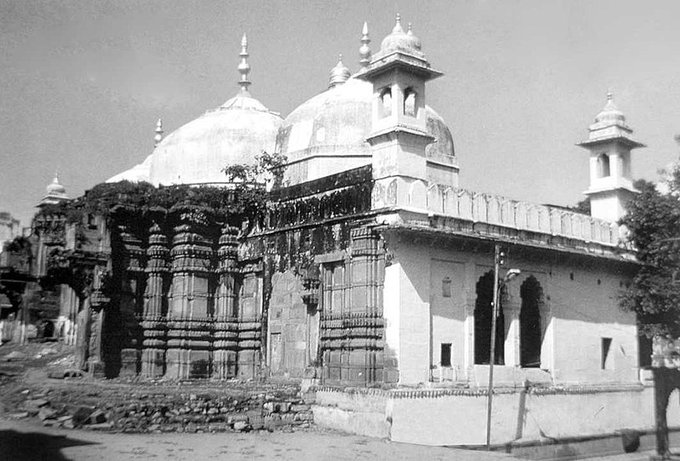ज्ञानवापी के रहस्याें को उजागर किया, विक्रम संपत की पुस्तक ने