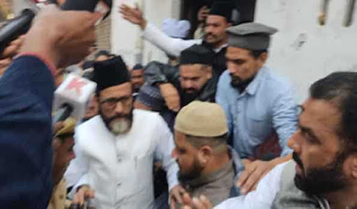 ज्ञानवापी मुद्दे पर आईएमसी प्रमुख मौलाना तौकीर ने दी गिरफ्तारी, रिहा