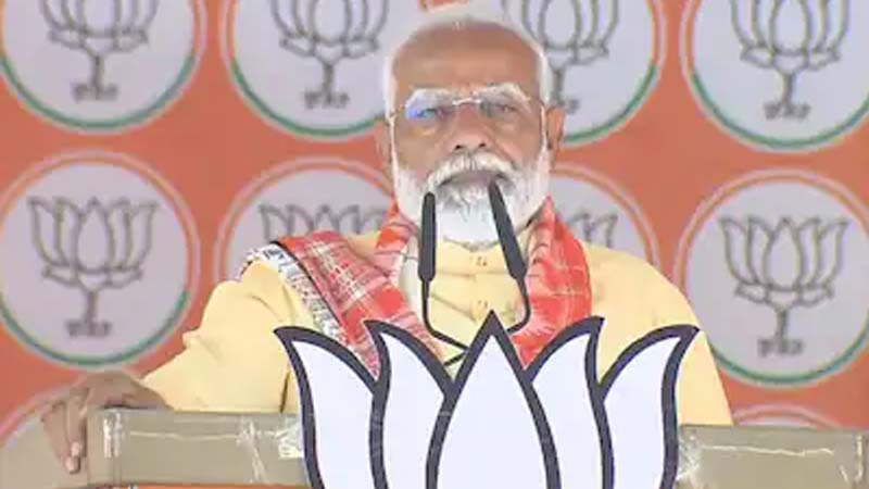संविधान की दुहाई देने वाली कांग्रेस ने अपनी पार्टी के संविधान की धज्जियां उड़ाई: मोदी