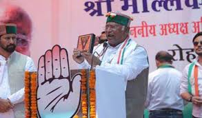 मोदी को बाहर कर कांग्रेस को जिताना है, देश को तानाशाही से बचाना है : खडगे