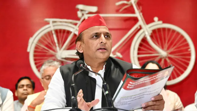 अग्निवीर योजना तुरंत समाप्त हो: अखिलेश