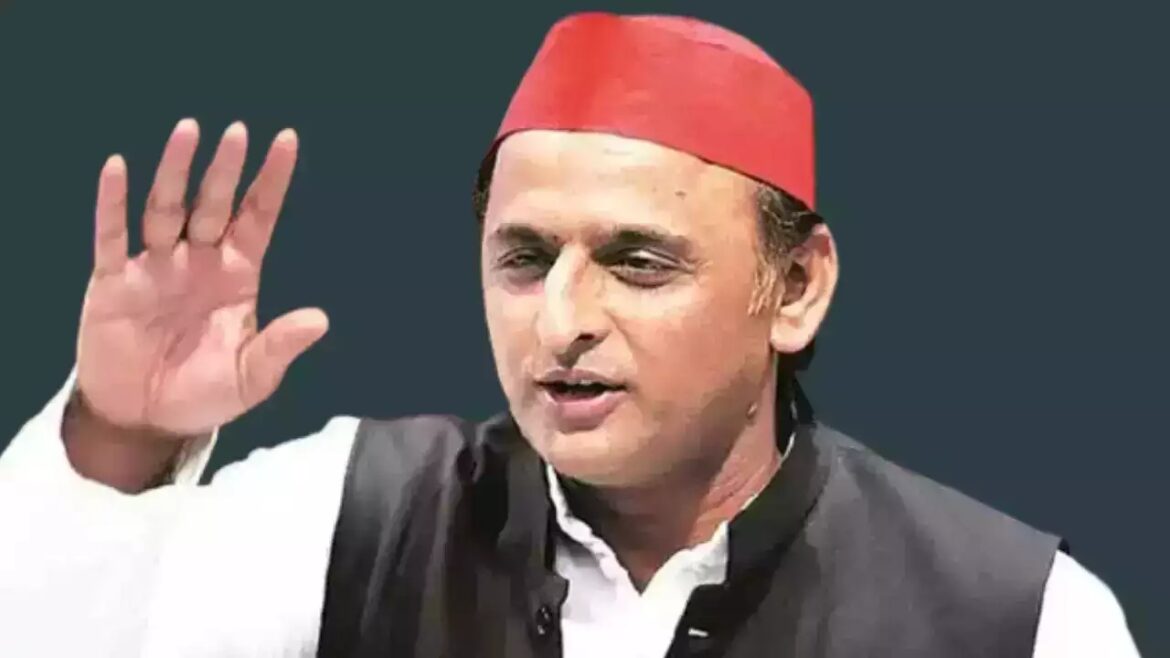 गलत आर्थिक नीतियों की वजह से महंगाई चरम पर: अखिलेश