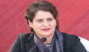 उप्र सरकार की सोशल मीडिया नीति पर प्रियंका का तीखा हमला