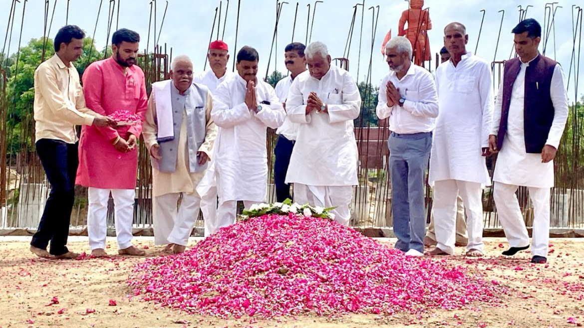 पूंजीपतियों को फायदा पहुंचाने को लाया गया है नजूल कानून: सपा