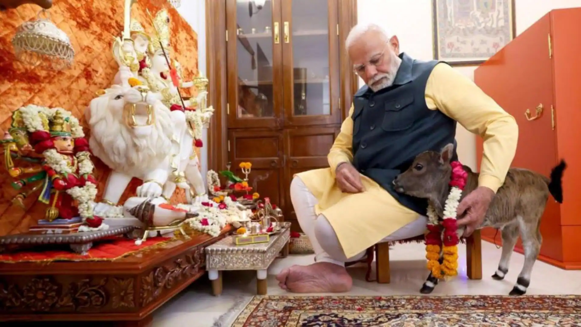 मोदी ने प्रधानमंत्री आवास में बछड़े के जन्म पर जताई खुशी