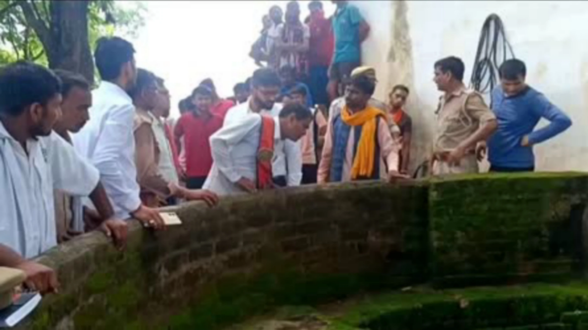 बांदा में कुयें में जहरीली गैस से तीन मरे
