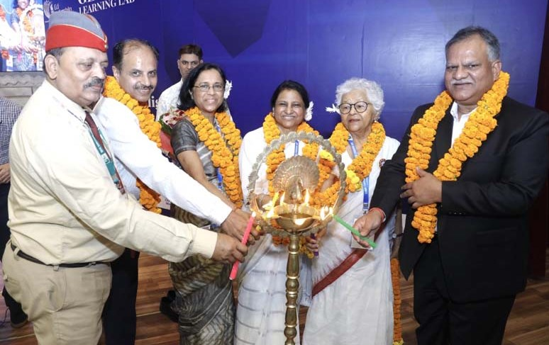 विकसित और विकासशील देशों की आधारशिला है शिक्षा: मनोज