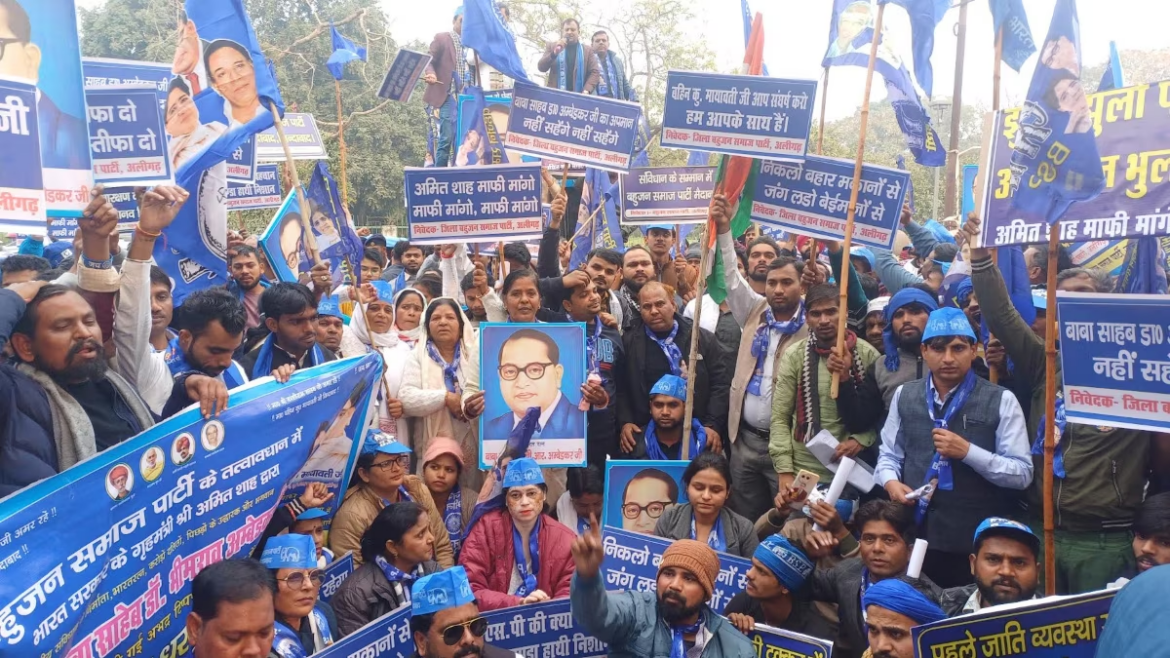 डा अंबेडकर के अनादर के विरोध में बसपा का धरना प्रदर्शन सफल: मायावती
