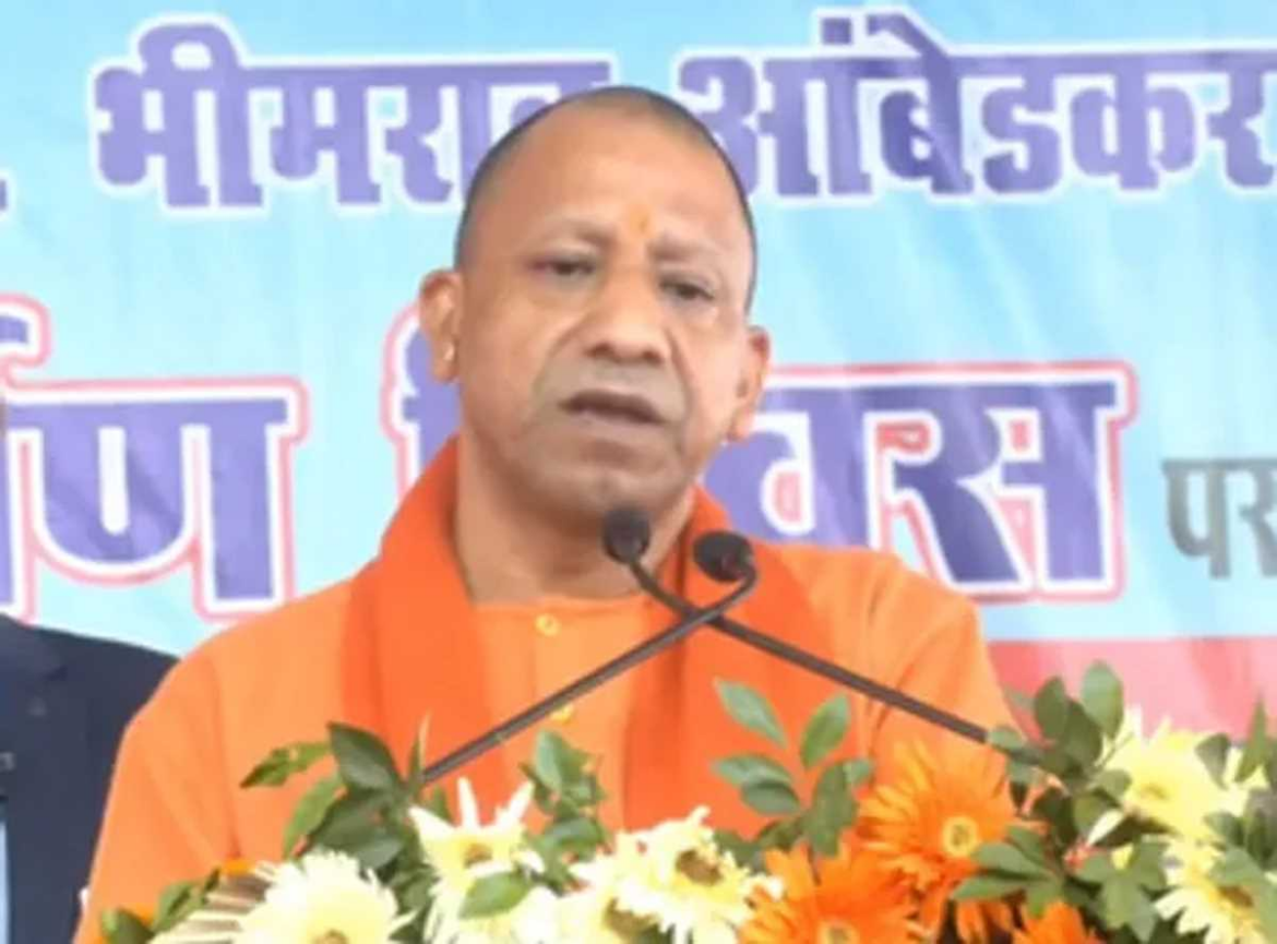 संविधान को लेकर ढोंग करने वाले बांग्लादेश के हालात पर हैं मौन : योगी