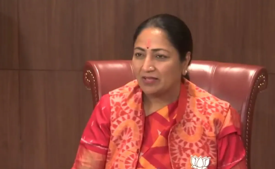 बिना अनुमति संचालित हो रहे होटल के खिलाफ व्यापक अभियान चलाया जाएगा : रेखा गुप्ता
