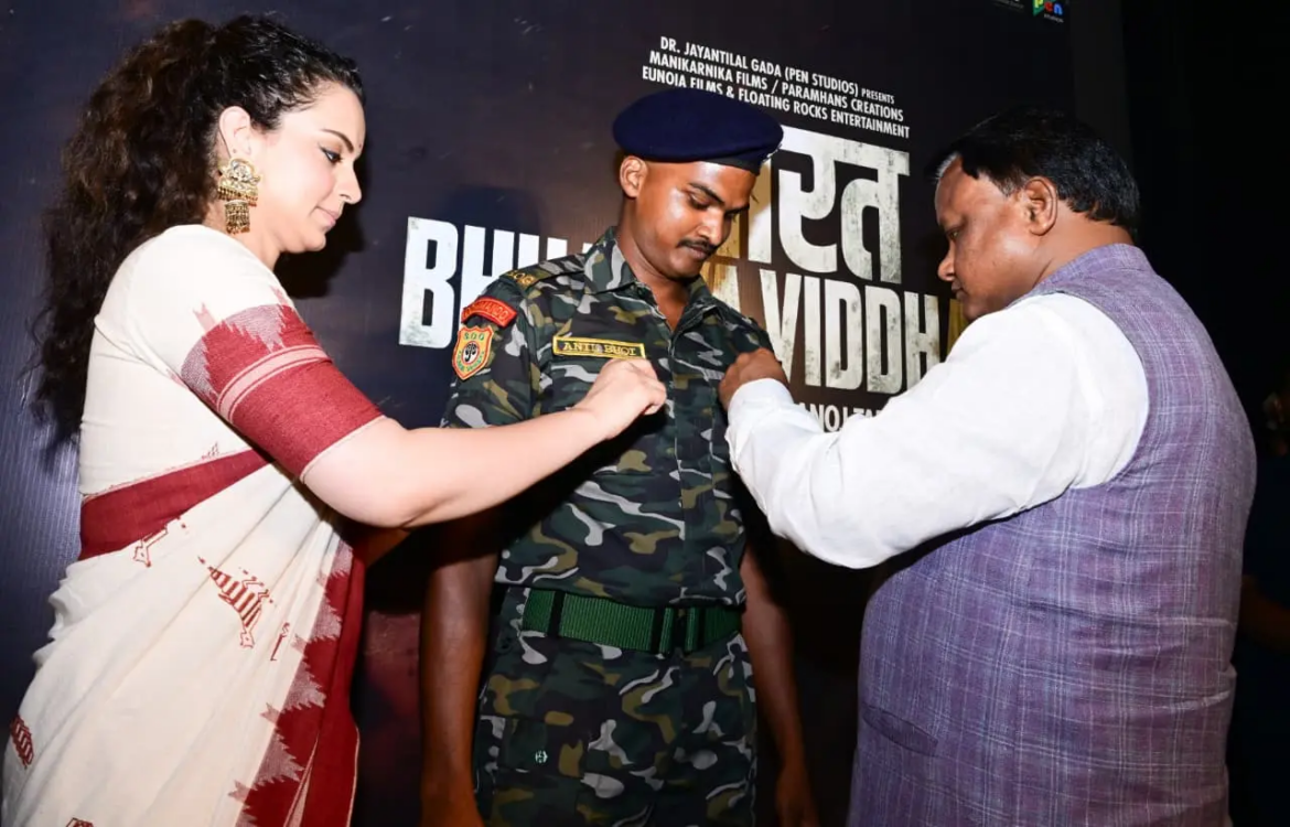 कंगना रनौत ने ओडिशा के मुख्यमंत्री मोहन चरण माझी के साथ ‘भारत भाग्य विधाता’ की स्क्रीनिंग में भारत के अनदेखे हीरोज़ को किया सलाम