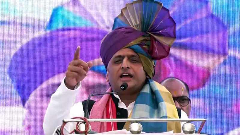 सुरक्षित सीटों के सहारे 2027 में सत्ता की राह तलाश रही है सपा