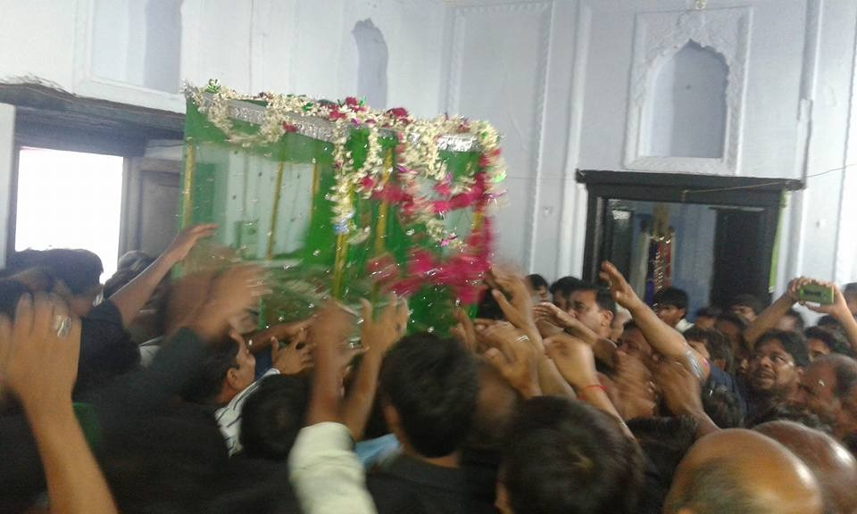 शिराज-ए-हिन्द जौनपुर के मोहर्रम में तुर्बत की जियारत करने आते हैं दूर-दूर से लोग