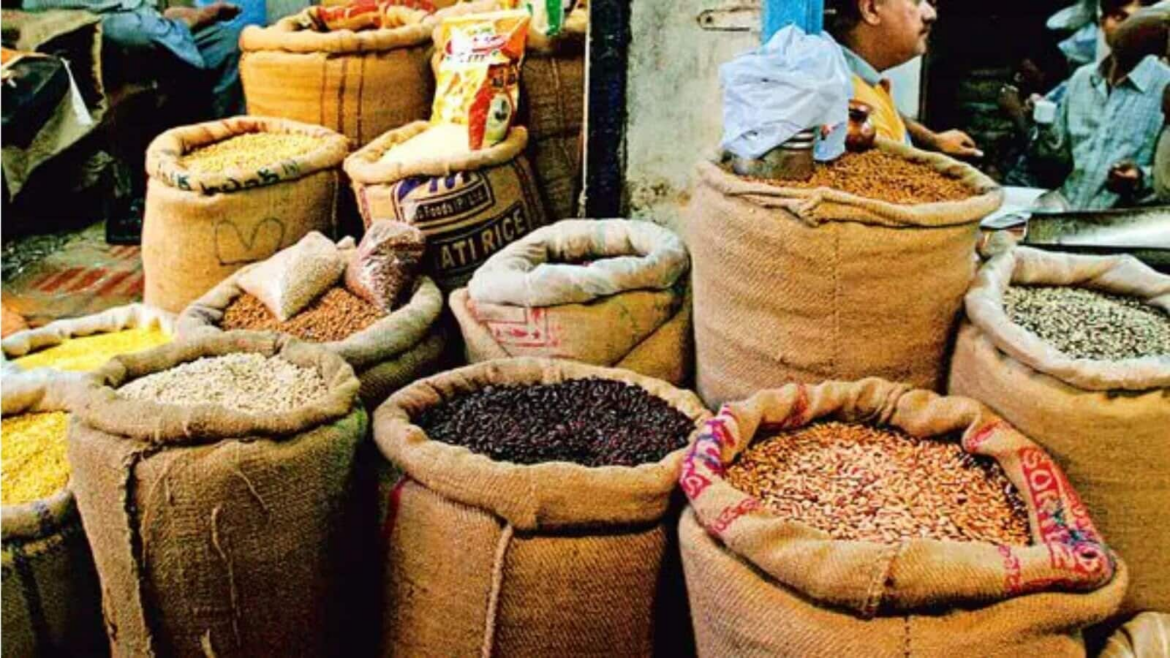 चावल, गेहूं, चीनी, दालों के दाम बढ़े, खाद्य तेलों में घट-बढ़
