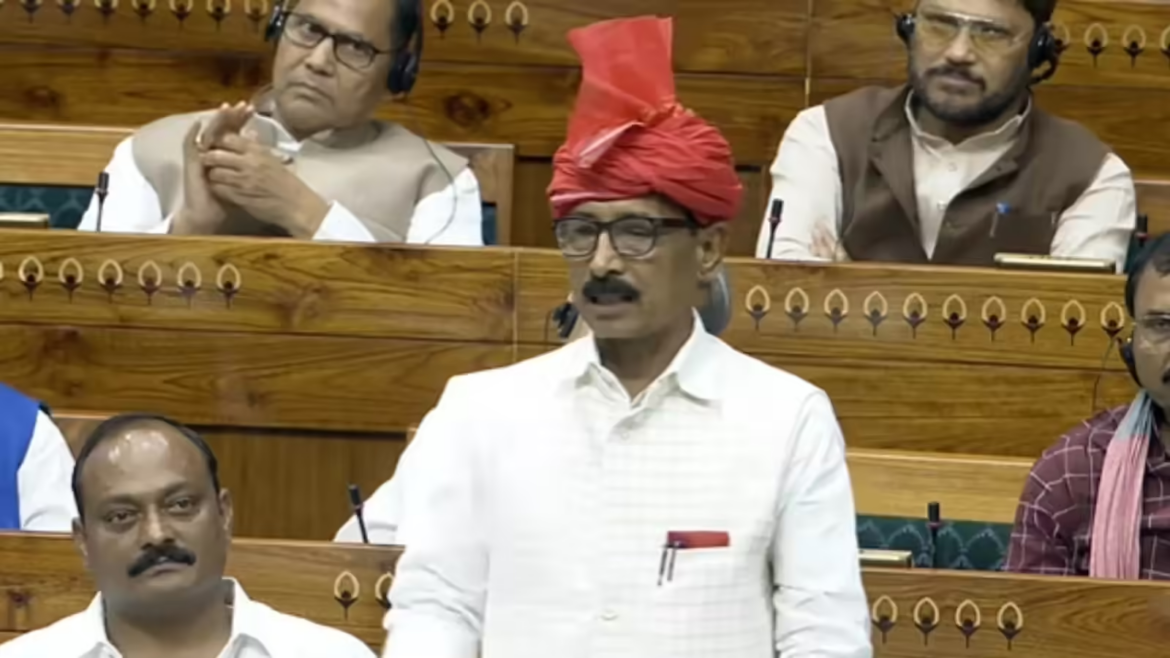 भाजपा के कई सांसद और विधायक सपा के सम्पर्क में: राजभर