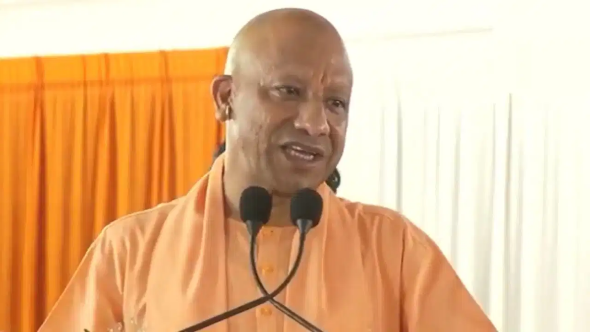 आपातकाल में जेल भेजे गए लोगों के वंशज कांग्रेस के साथ : योगी