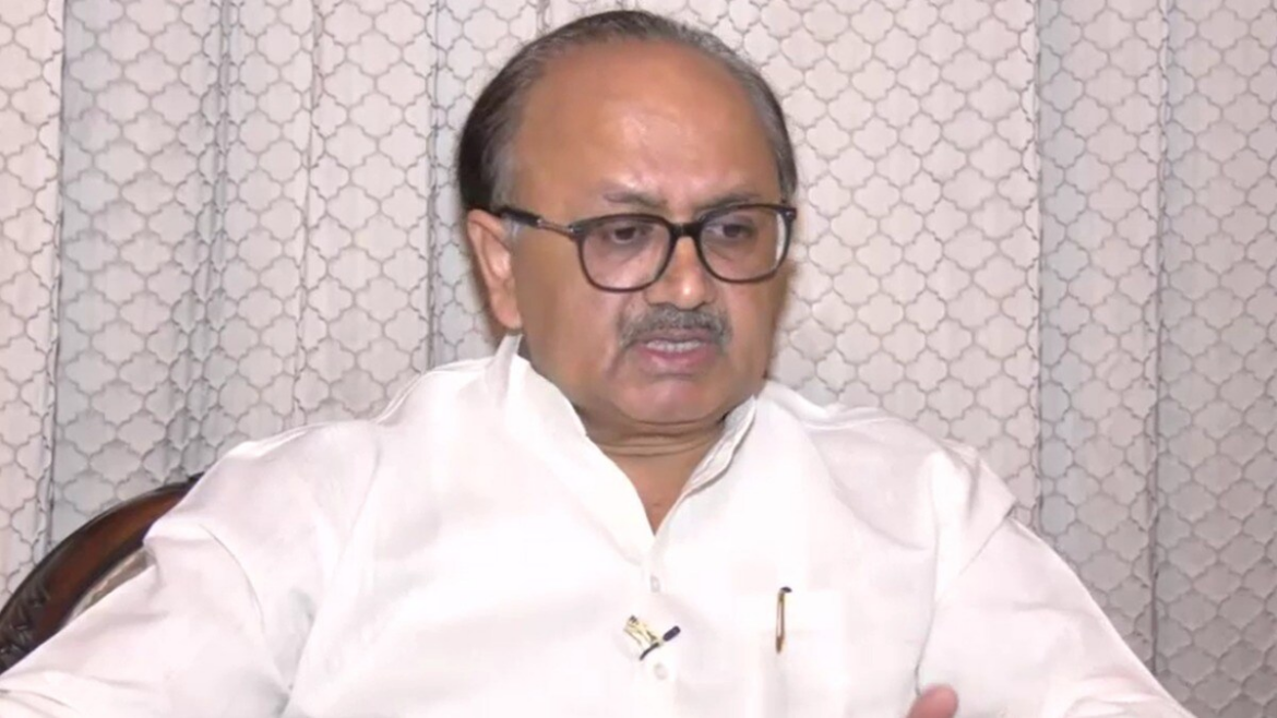 राम मंदिर चढ़ावा मामले को राजनीतिक मुद्दा बनाने का प्रयास कर रहे हैं अखिलेश: सिद्धार्थ नाथ