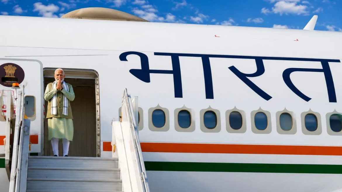 तीन देशों की यात्रा के पहले चरण में मोदी इंडोनेशिया रवाना