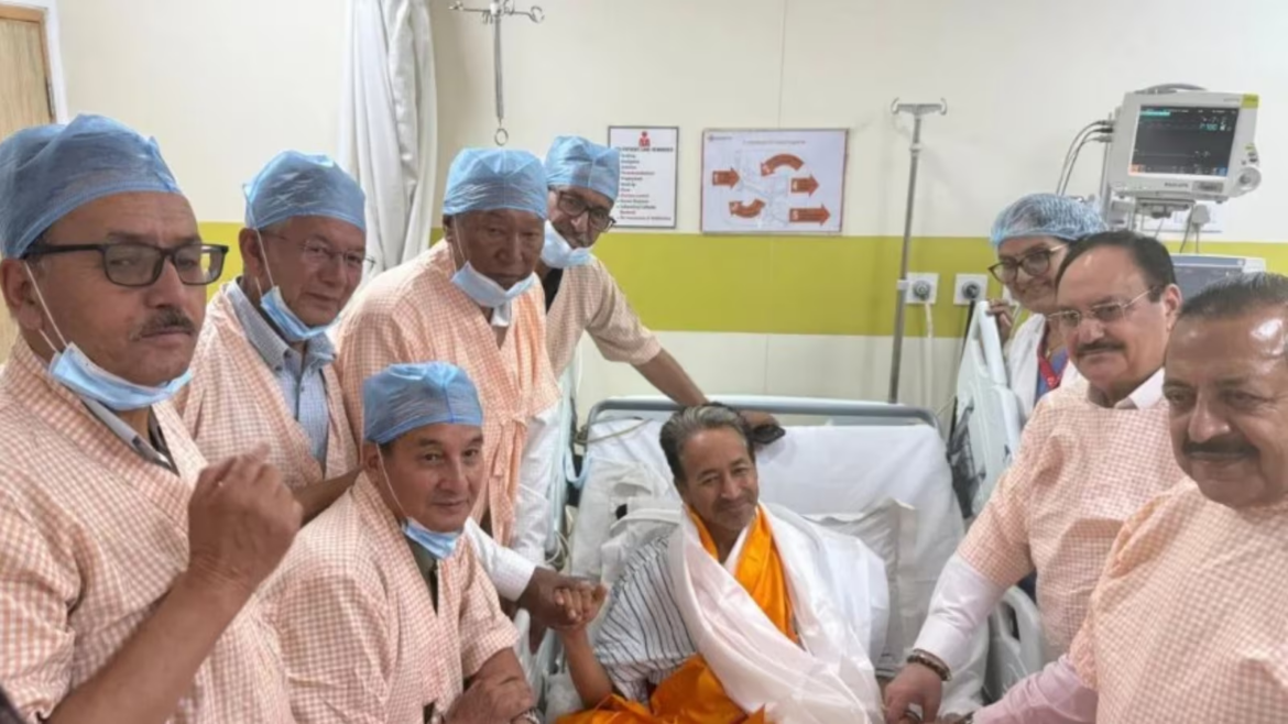 सोनम वांगचुक ने 26 दिन बाद तोड़ा अनशन, छात्रों ने किया स्वागत आंदोलन जारी रखने का किया ऐलान