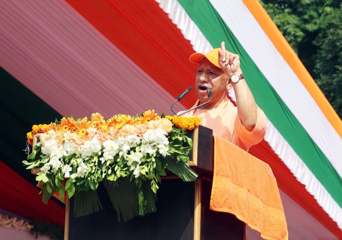 सोशल मीडिया प्लेटफॉर्म का दुरुपयोग कर भारत के खिलाफ अफवाह फैला रहीं देशविरोधी ताकतें: योगी