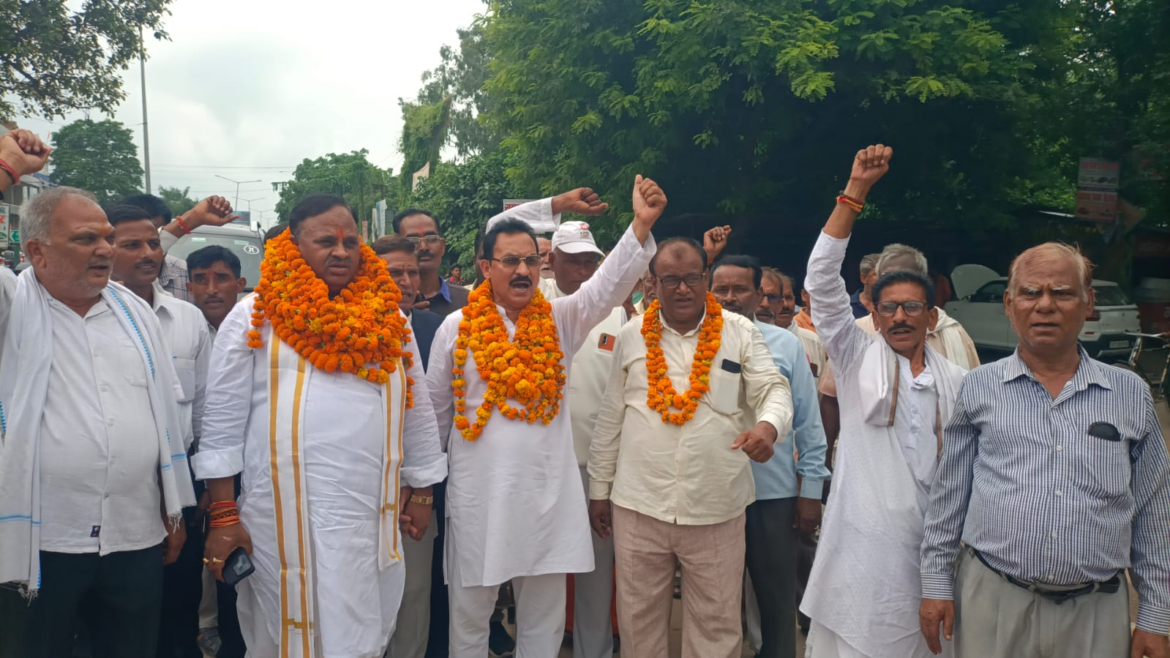 उत्तर प्रदेश में अपना दायरा बढ़ाने की जद्दोजहद कर रहा है रालोद