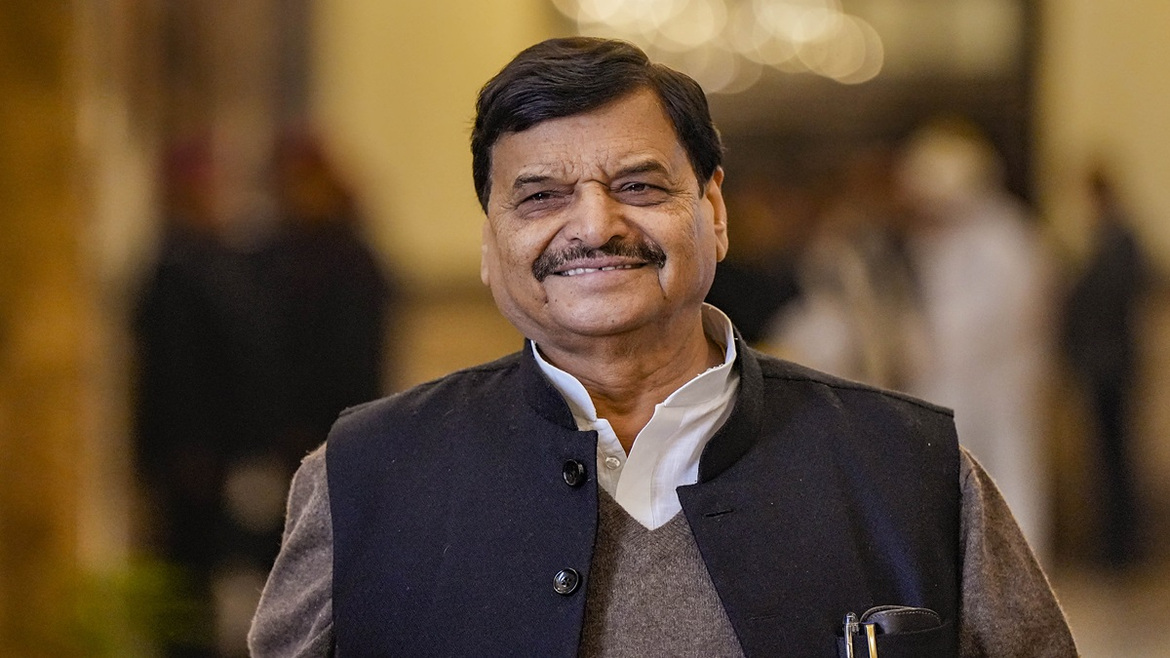चाचा-भतीजे की एकता से भाजपा डरी, लोहिया ट्रस्ट का मुद्दा उछाल रही: शिवपाल