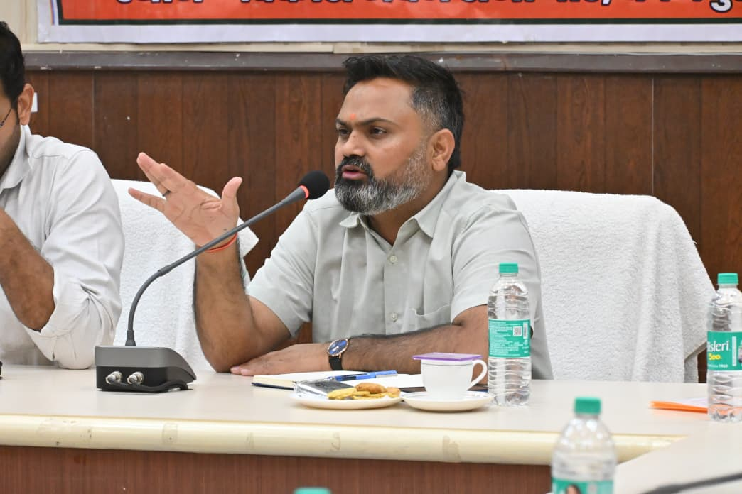 जनगणना के सटीक आंकड़े सशक्त राष्ट्र निर्माण का आधार : जिलाधिकारी